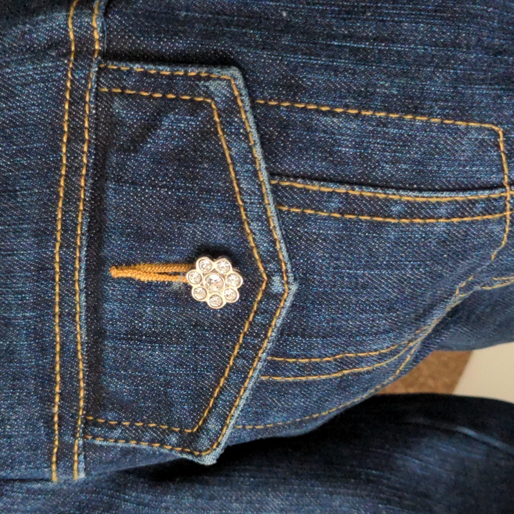 Cache jean jacket - Picture 9 of 16